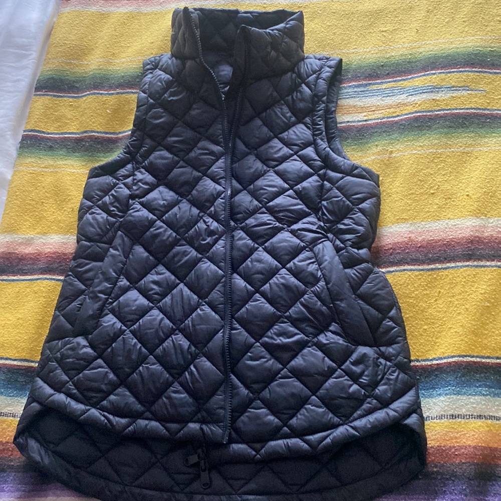 Athleta vest